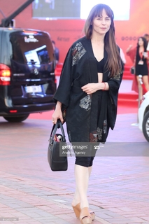 Tara Fitzgerald feet photo 8