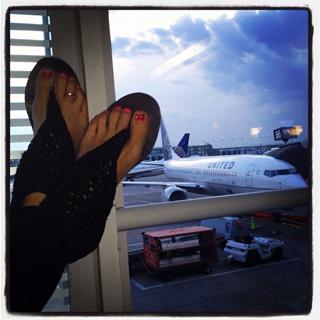Tara Holt feet photo 18