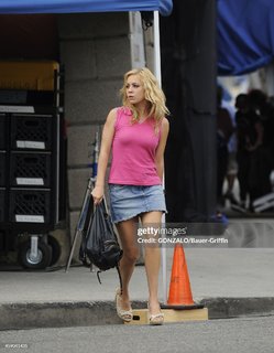 Tara Holt feet photo 10