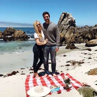 Tara Lipinski feet photo thumbnail
