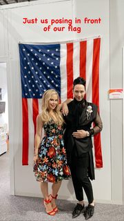Tara Lipinski feet photo thumbnail