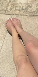 Tara Lipinski feet photo 5