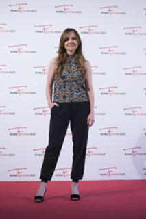 Tara Lynne Barr feet photo 9