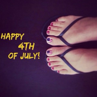 Tara Macken feet photo 17