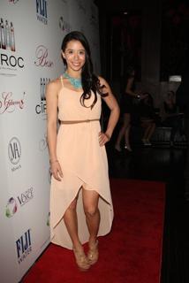 Tara Macken feet photo 2