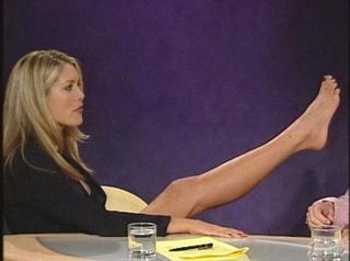 Tara Moss feet photo 18