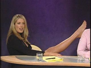 Tara Moss feet photo 16