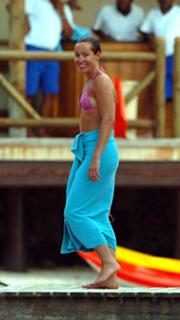 Tara Palmer-Tomkinson feet photo 7