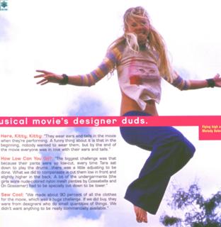 Tara Reid feet photo thumbnail