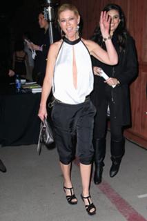 Tara Reid feet photo thumbnail
