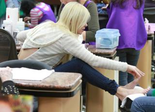 Tara Reid feet photo thumbnail