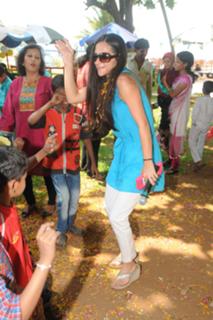 Tara Sharma feet photo 16