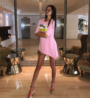 Tara Simov feet photo 7
