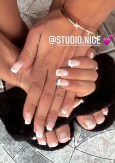 Tara Simov feet photo 2