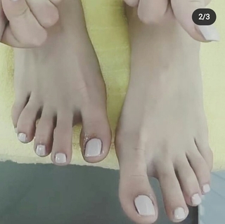 Tara Simov feet photo 20