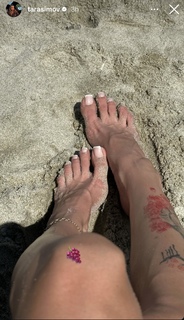 Tara Simov feet photo 8