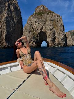 Tara Simov feet photo 6