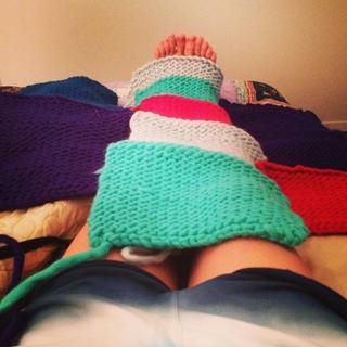 Tara Stiles feet photo thumbnail