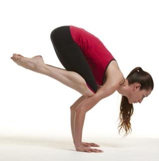 Tara Stiles feet photo thumbnail
