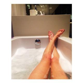Tara Stiles feet photo thumbnail