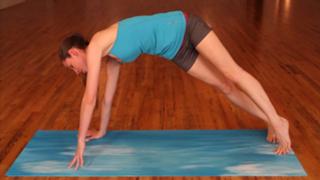 Tara Stiles feet photo thumbnail