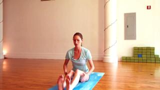 Tara Stiles feet photo thumbnail