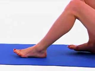 Tara Stiles feet photo thumbnail