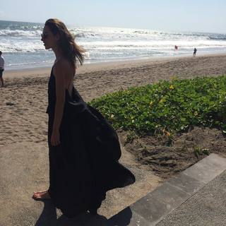 Tara Stiles feet photo thumbnail