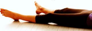 Tara Stiles feet photo thumbnail
