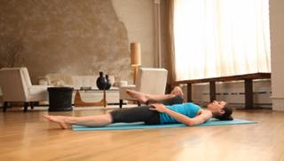 Tara Stiles feet photo thumbnail