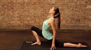 Tara Stiles feet photo thumbnail