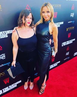 Tara Strong feet photo thumbnail