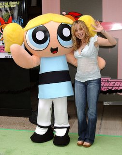 Tara Strong feet photo thumbnail