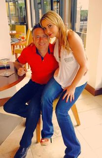 Tara Strong feet photo 7