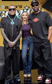 Tara Strong feet photo 2
