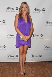 Tara Summers feet photo 1