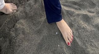 Tara Summers feet photo 2