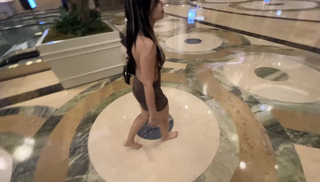 Tara Yummy feet photo thumbnail