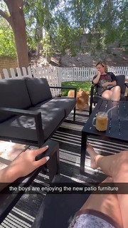 Tara Yummy feet photo thumbnail