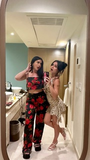 Tara Yummy feet photo thumbnail