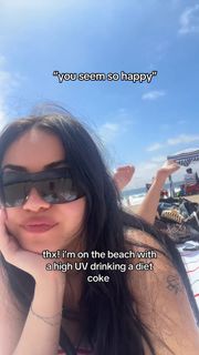 Tara Yummy feet photo thumbnail