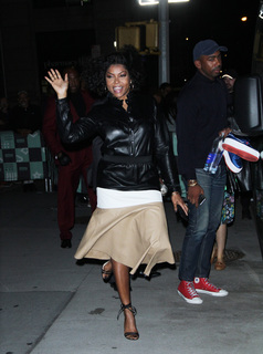 Taraji P. Henson feet photo thumbnail