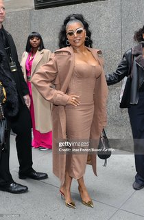 Taraji P. Henson feet photo thumbnail