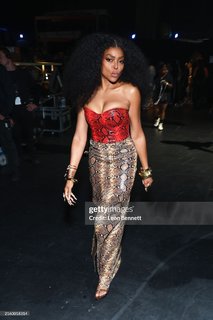 Taraji P. Henson feet photo thumbnail