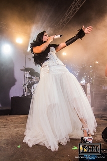 Tarja Turunen feet photo thumbnail
