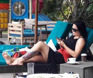 Tarja Turunen feet photo thumbnail