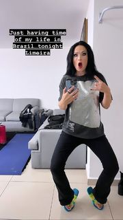 Tarja Turunen feet photo thumbnail