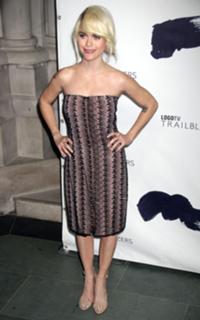 Taryn Manning feet photo thumbnail