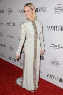 Taryn Manning feet photo thumbnail