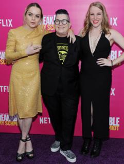 Taryn Manning feet photo thumbnail